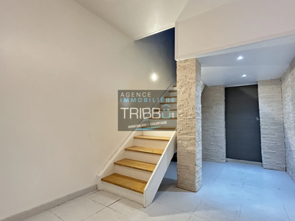 Maison de village rénovée à vendre à Baixas - 114 m² - 2 chambres 