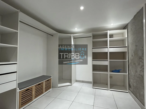 Maison de village rénovée à vendre à Baixas - 114 m² - 2 chambres 