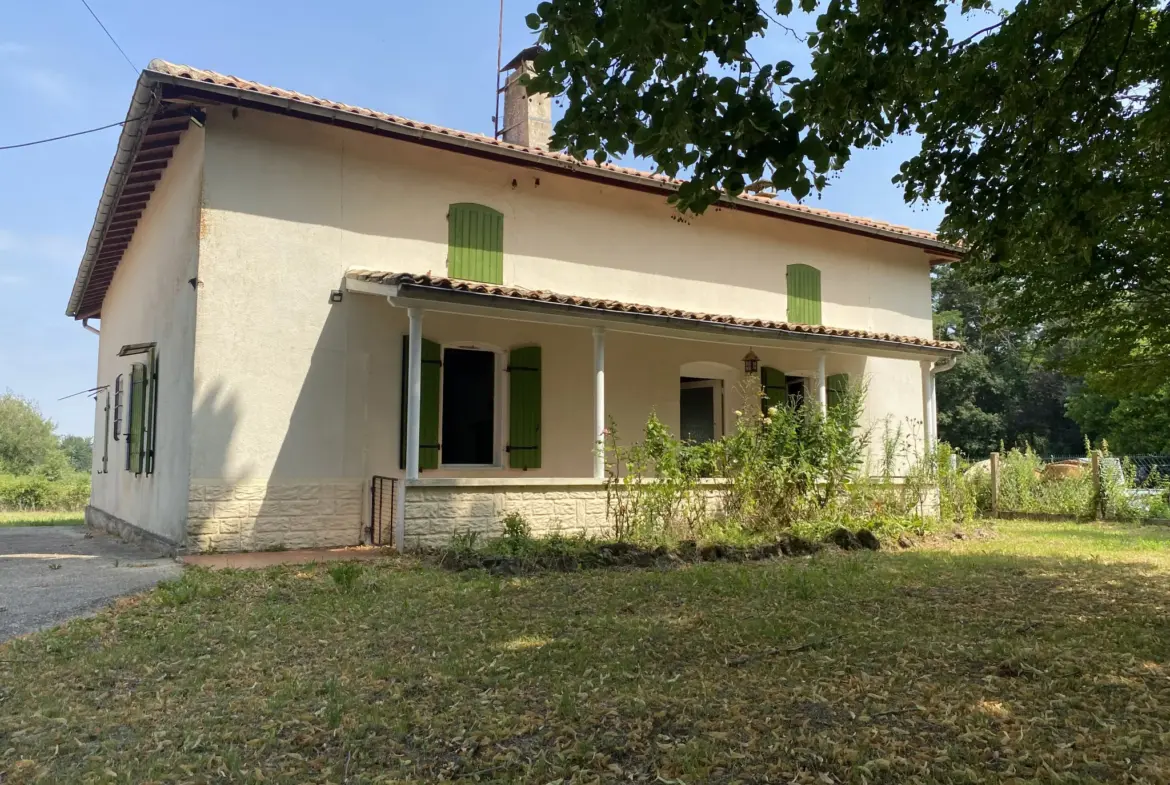Maison en pierre au calme près de Bazas 