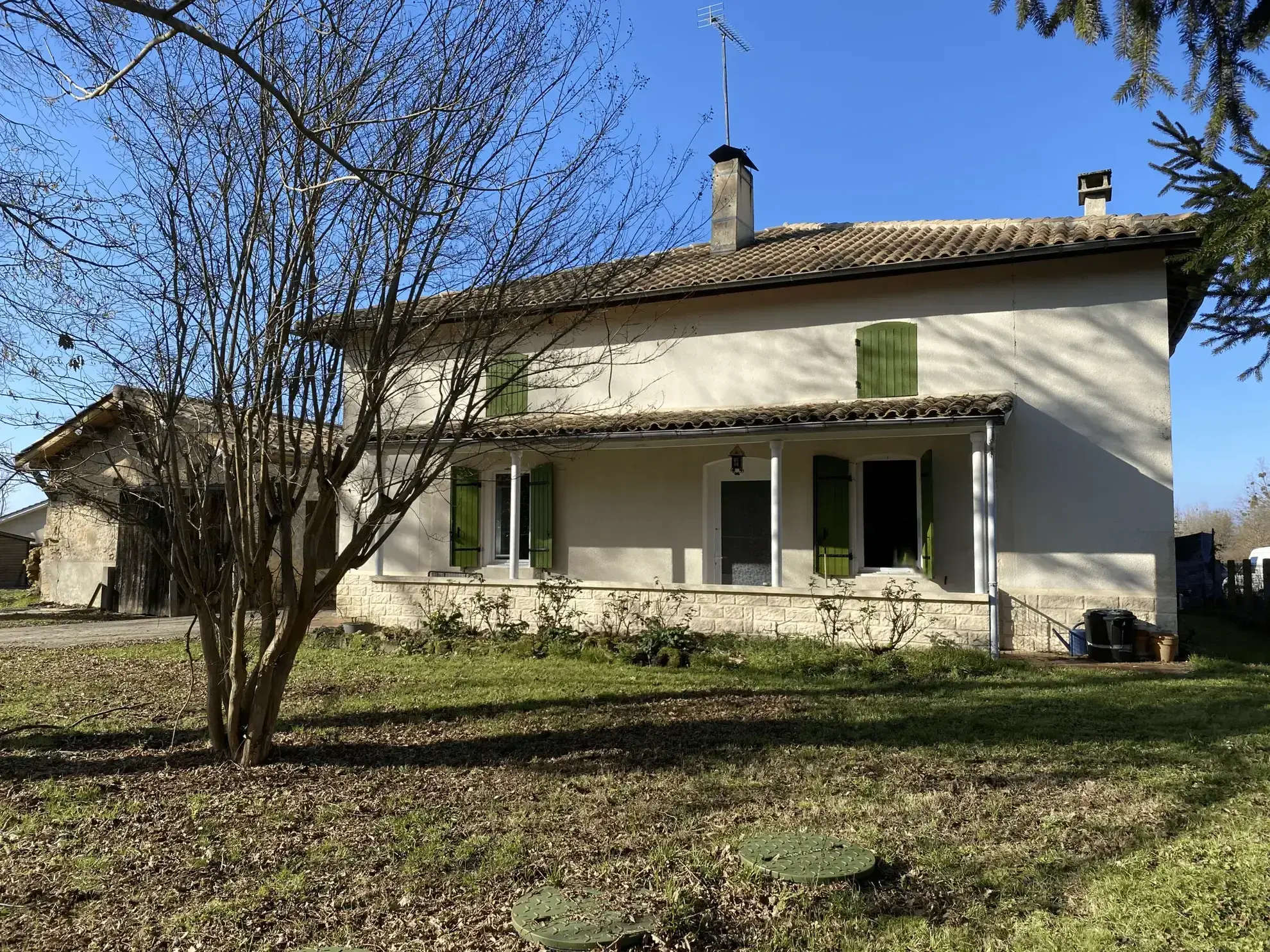 Maison en pierre au calme près de Bazas 