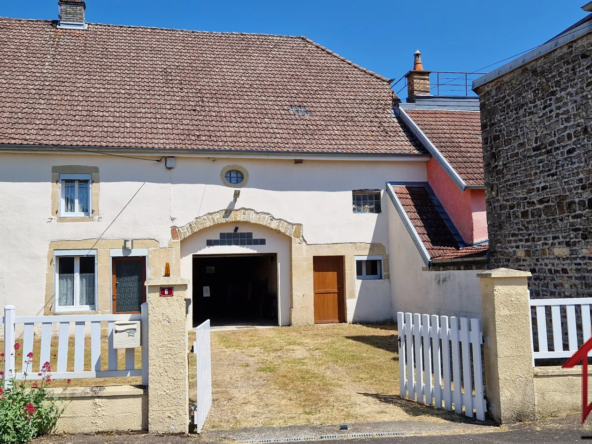 Maison de village entièrement meublée à Preigney 