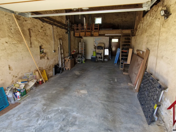 Maison de village entièrement meublée à Preigney 