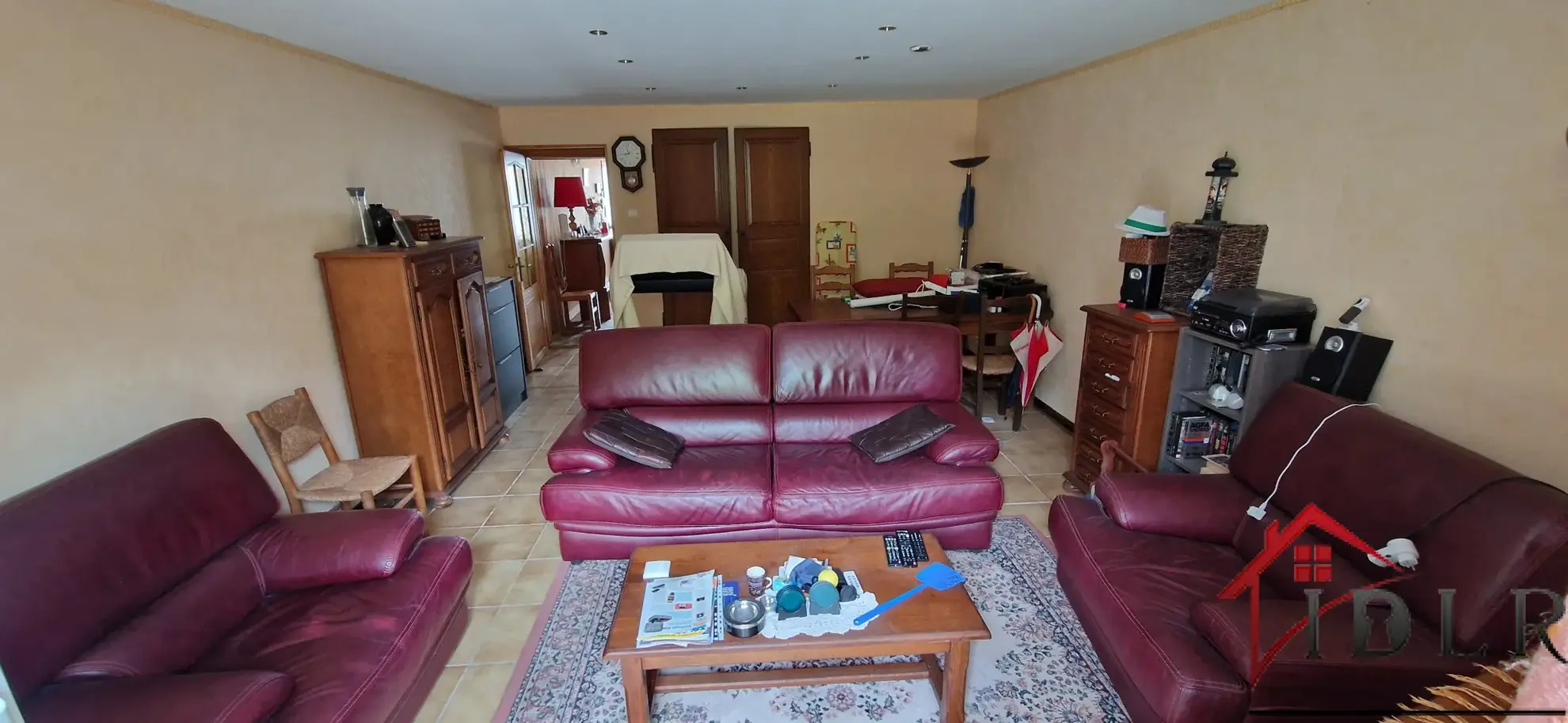 Maison de village entièrement meublée à Preigney 