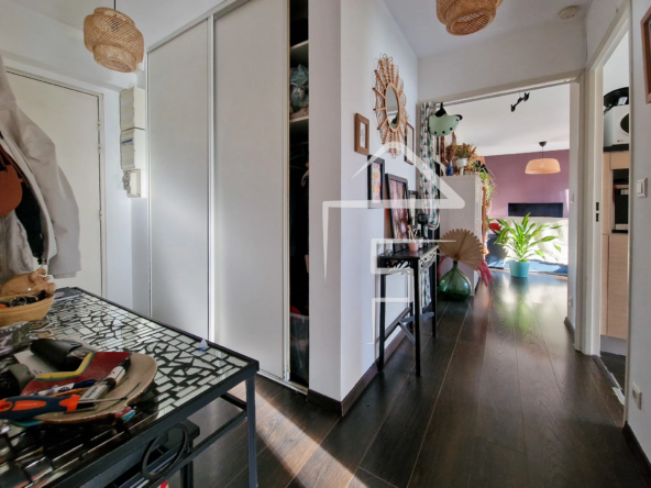 À vendre : Appartement T2 lumineux à Nantes Eraudière avec balcon et stationnement 