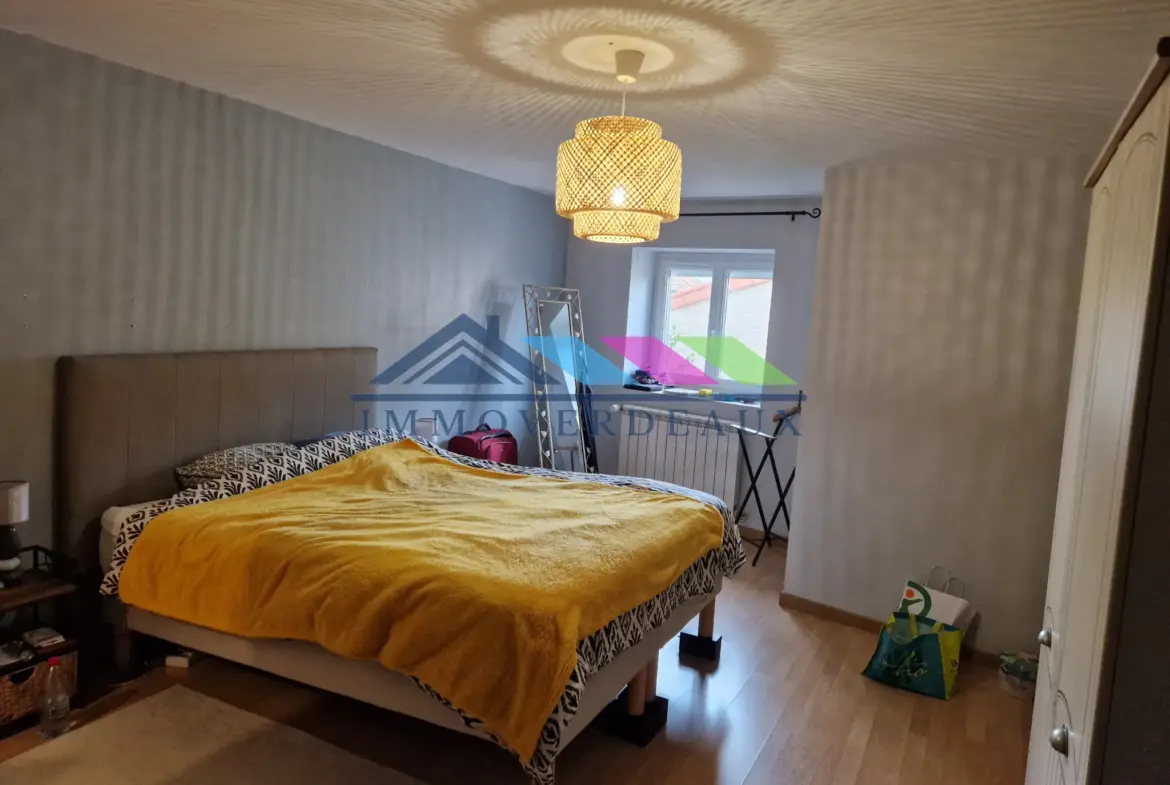Maison rénovée à Drouville avec 4 chambres, jardin et terrasse 