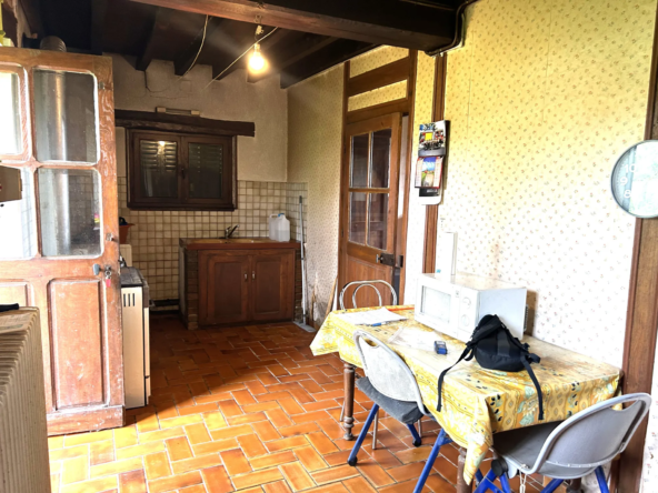 Longère à rénover à Guipy - 46 000 euros 