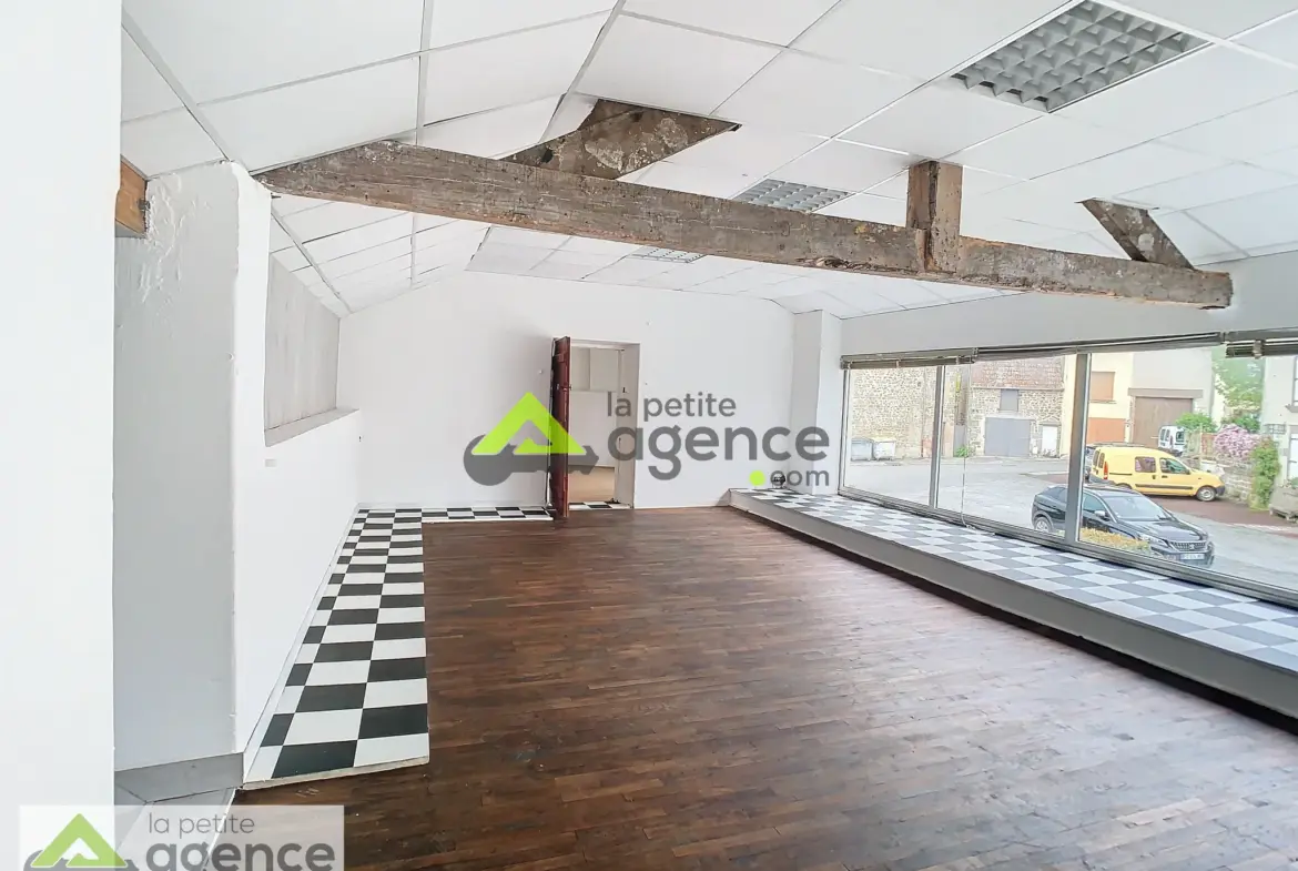 Local commercial à vendre à Bellegarde en Marche 