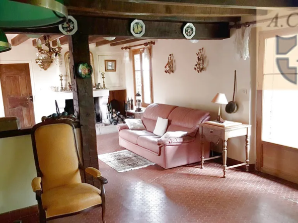 Maison isolée en campagne proche Oucques à vendre 