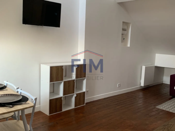 Studio rénové à vendre au centre-ville de Dieppe 