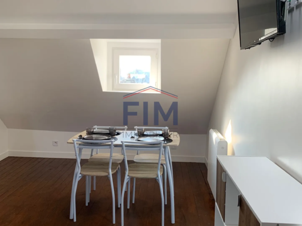 Studio rénové à vendre au centre-ville de Dieppe 