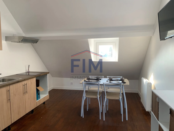 Studio rénové à vendre au centre-ville de Dieppe 