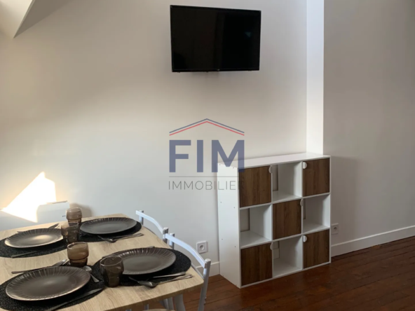 Studio rénové à vendre au centre-ville de Dieppe 