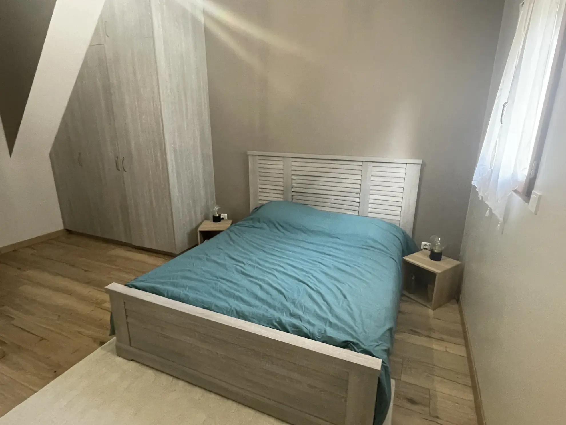 À vendre : Maison ancienne rénovée de 207 m² à Noyant 