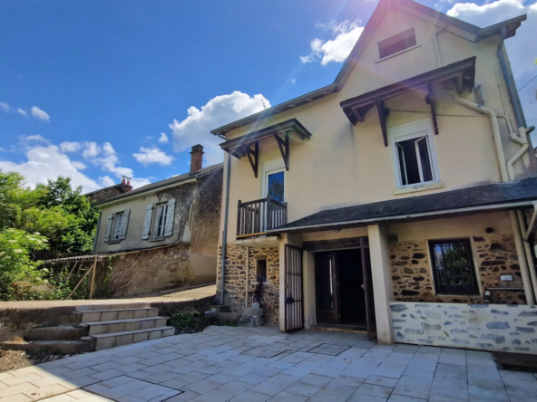 Maison individuelle à vendre à Lubersac, 88000 EUR 