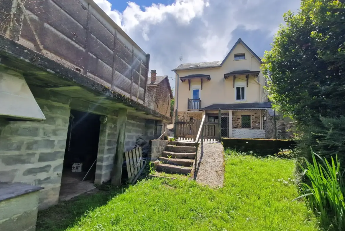 Maison individuelle à vendre à Lubersac, 88000 EUR 