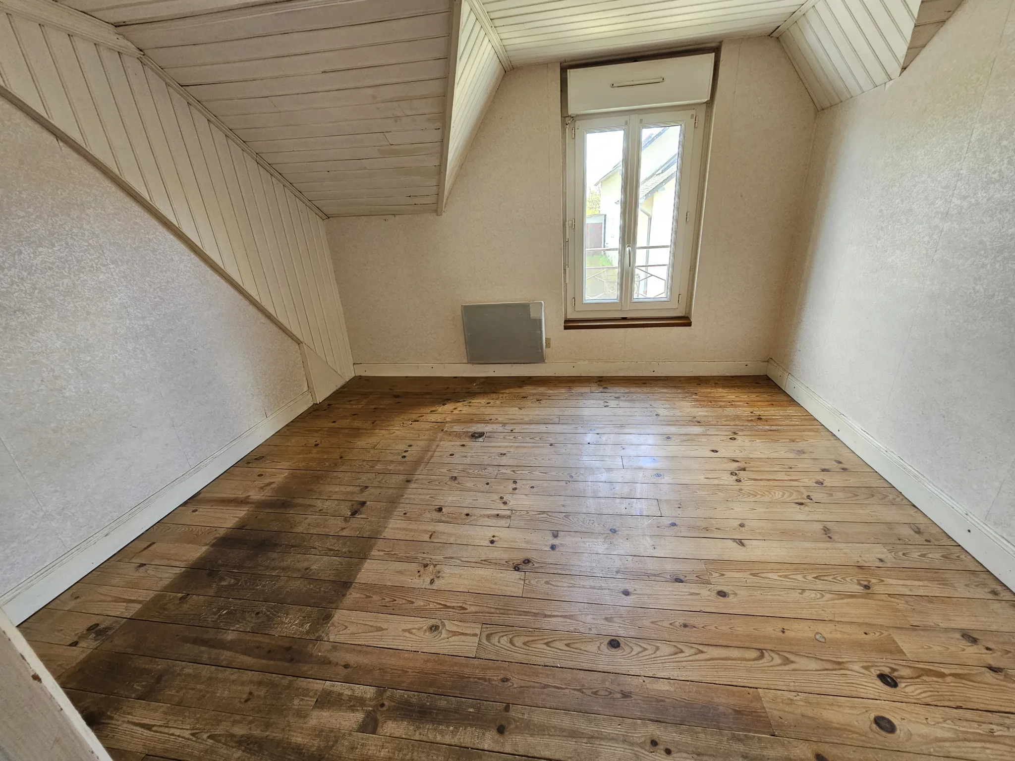 Maison individuelle à vendre à Lubersac, 88000 EUR 