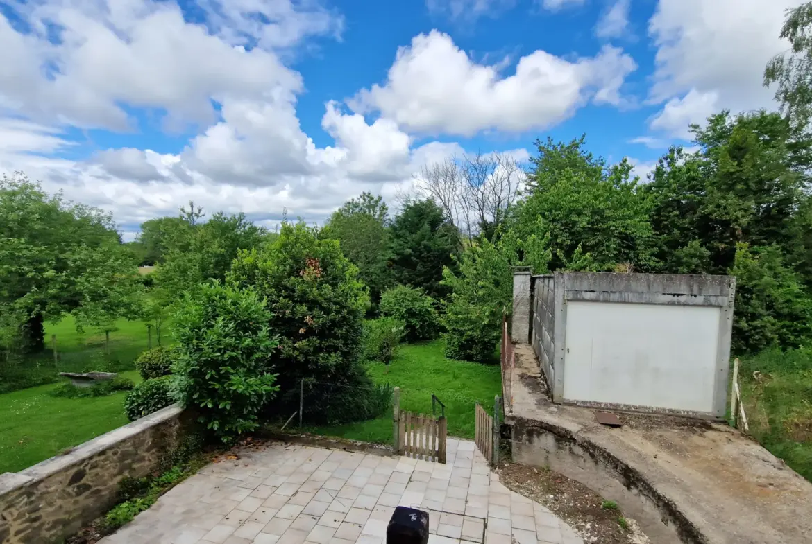 Maison individuelle à vendre à Lubersac, 88000 EUR 