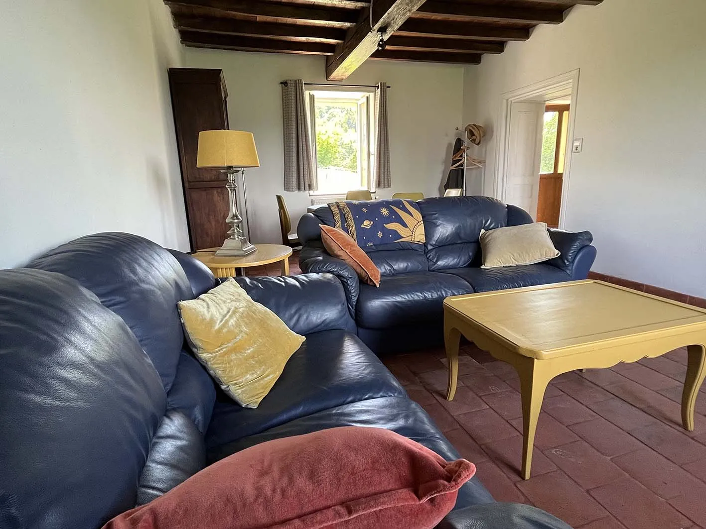 Maison rénovée à Teilhet avec vues sur la vallée - 3 chambres, 6660 m² 