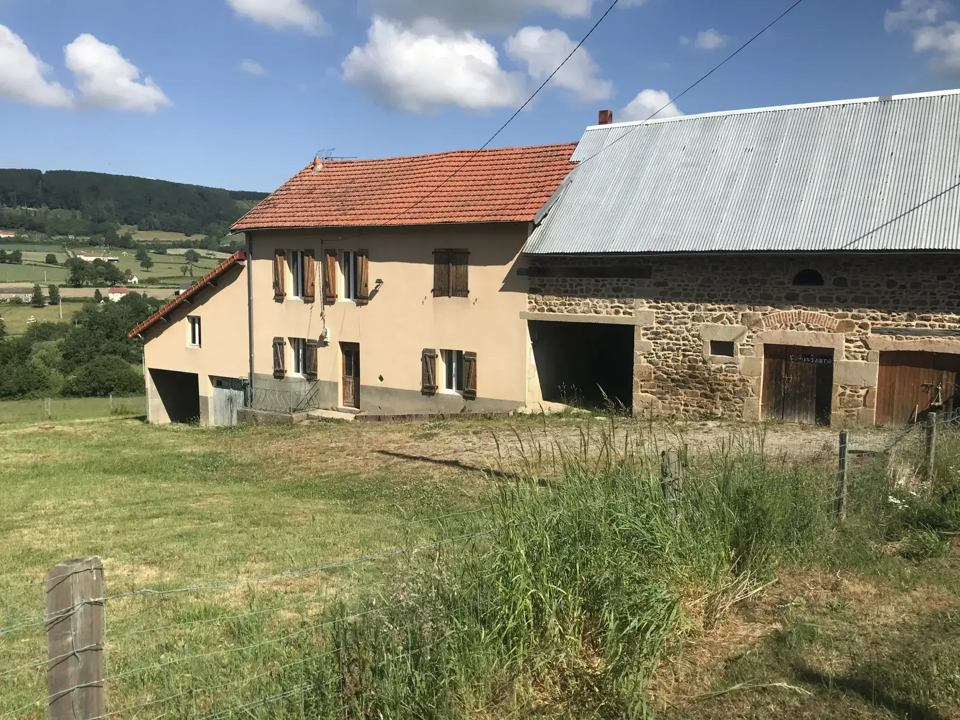 Maison rénovée à Teilhet avec vues sur la vallée - 3 chambres, 6660 m² 