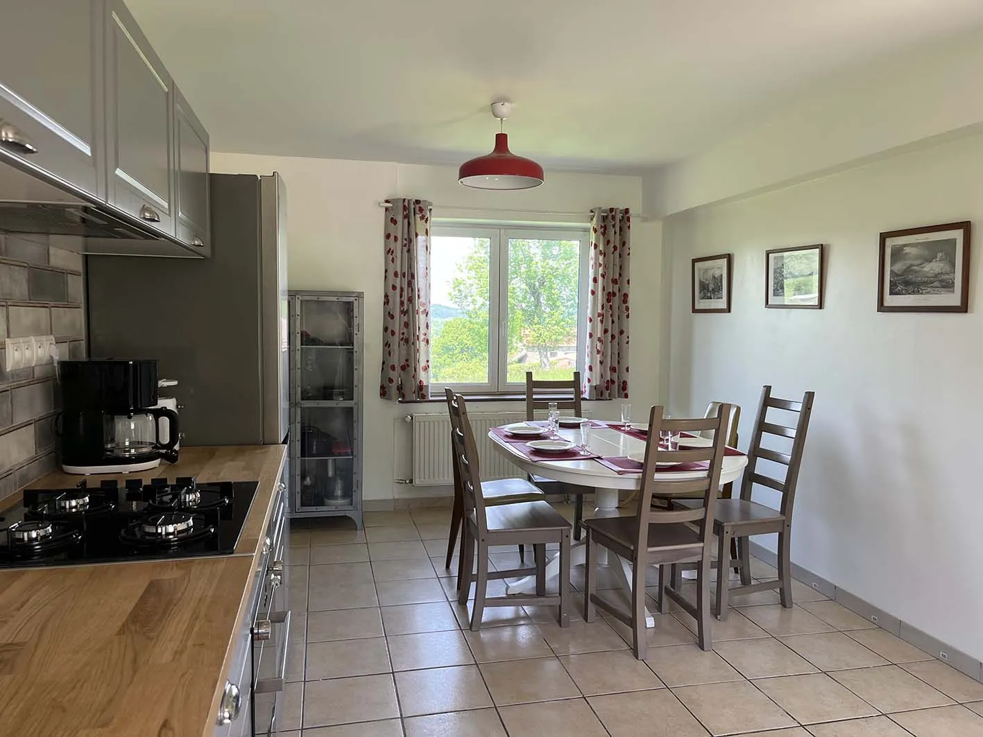 Maison rénovée à Teilhet avec vues sur la vallée - 3 chambres, 6660 m² 