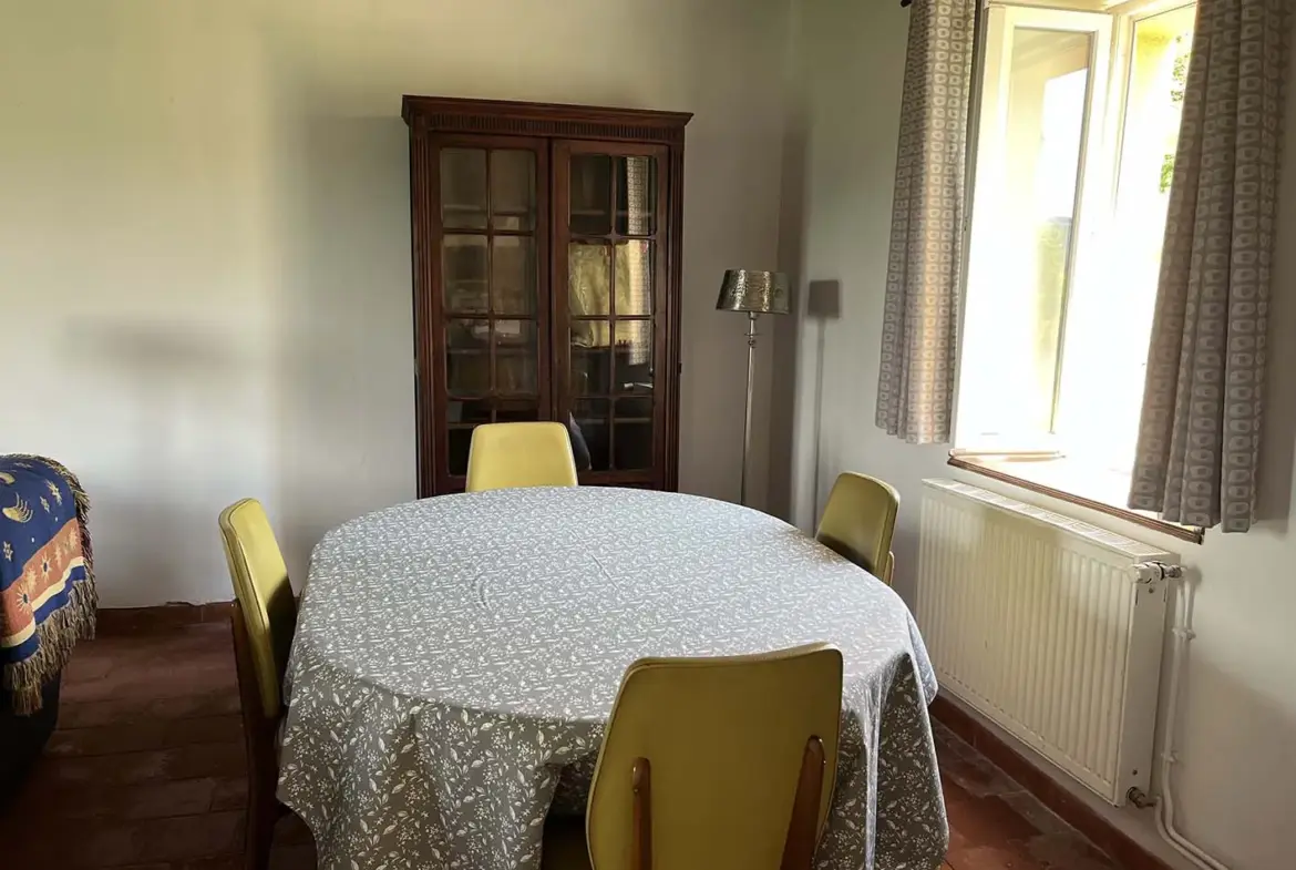 Maison rénovée à Teilhet avec vues sur la vallée - 3 chambres, 6660 m² 