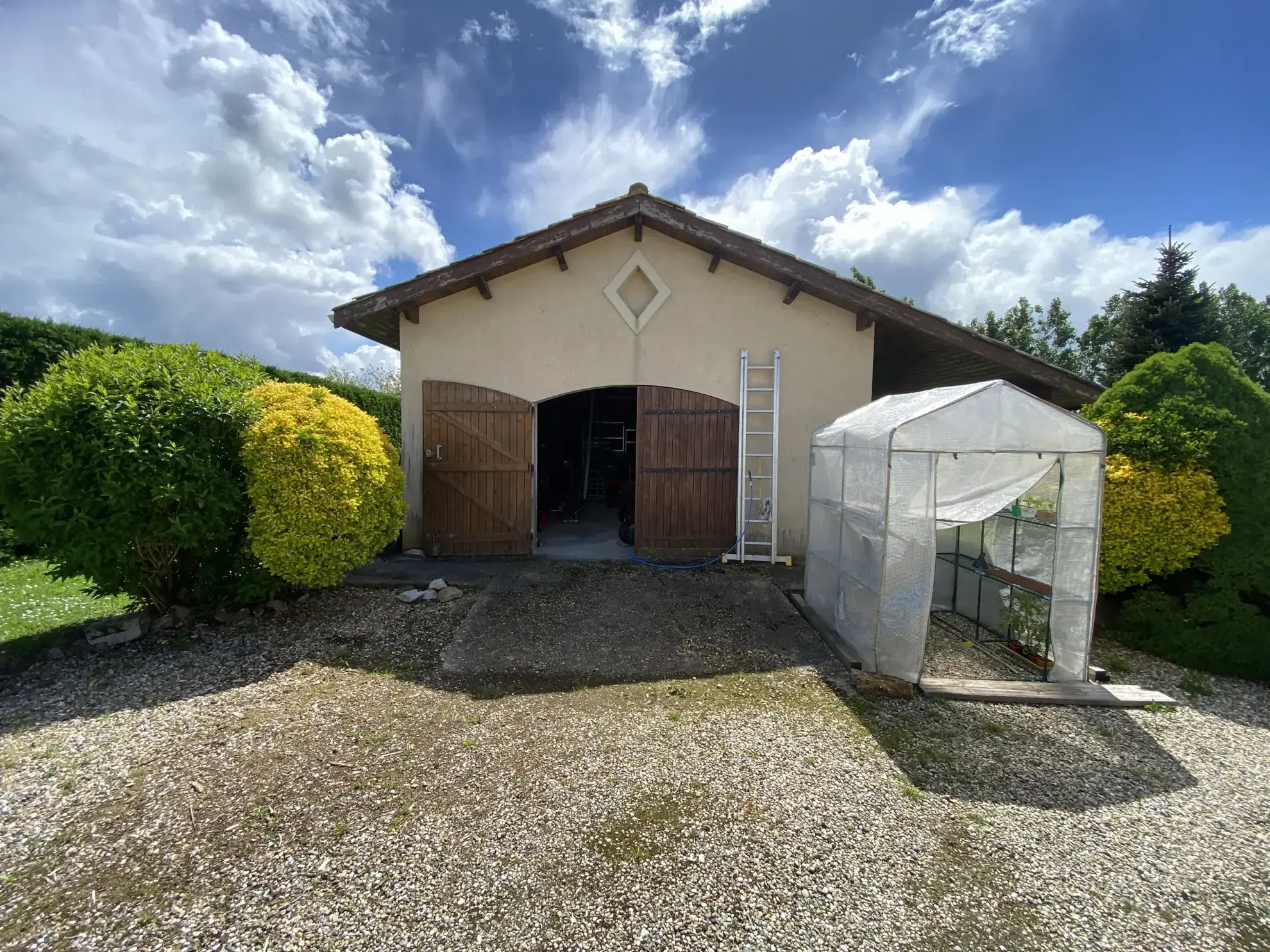 Maison à vendre 5 pièces avec garage et jardin à Loupiac de la Réole 
