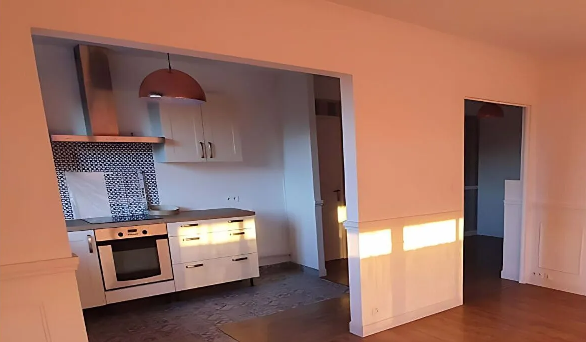 Appartement lumineux rénové à Gardanne - 75 m², 3 chambres au prix de 223 000 € 