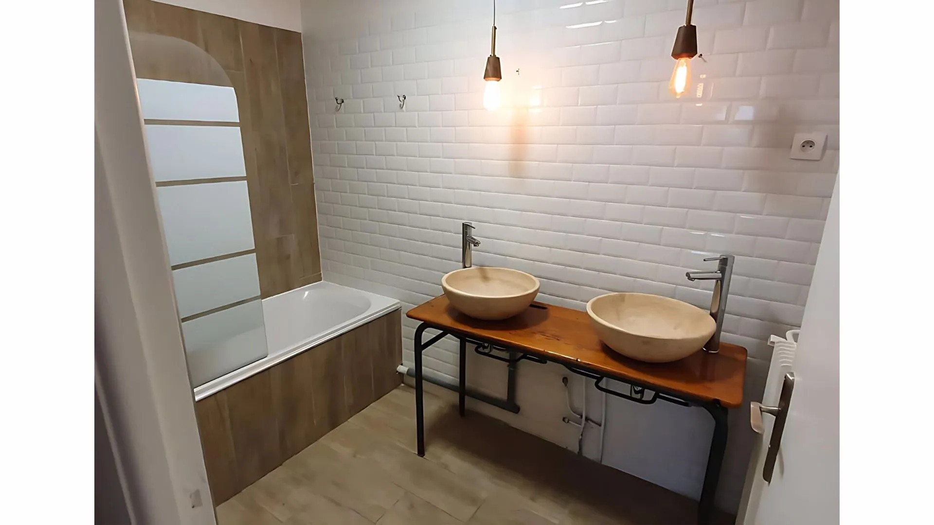 Appartement lumineux rénové à Gardanne - 75 m², 3 chambres au prix de 223 000 € 