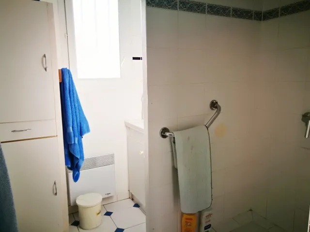 Maison à rafraîchir de 80 m² à La Brée-les-Bains, proche de la plage 