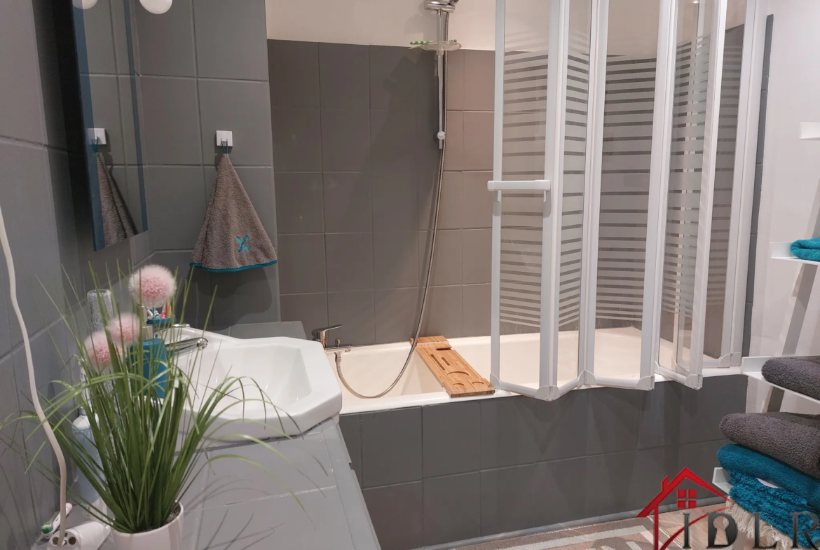Maison à vendre à Cousances Les Forges - 172m² avec jardin 