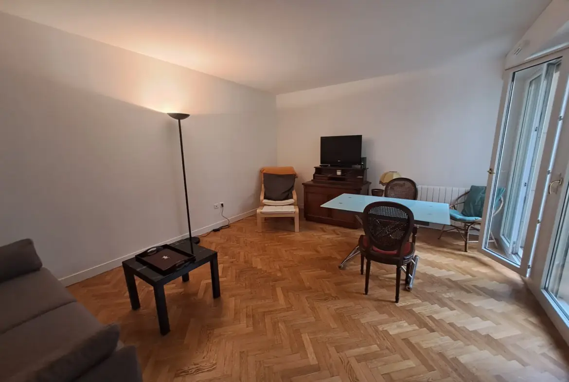Studio Résidence de Services à Issy-les-Moulineaux en Vente 