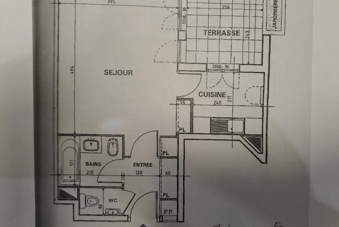 Studio Résidence de Services à Issy-les-Moulineaux en Vente 