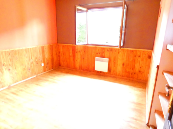 Maison de plain-pied à vendre à Marcoles, 3 chambres, sous-sol 