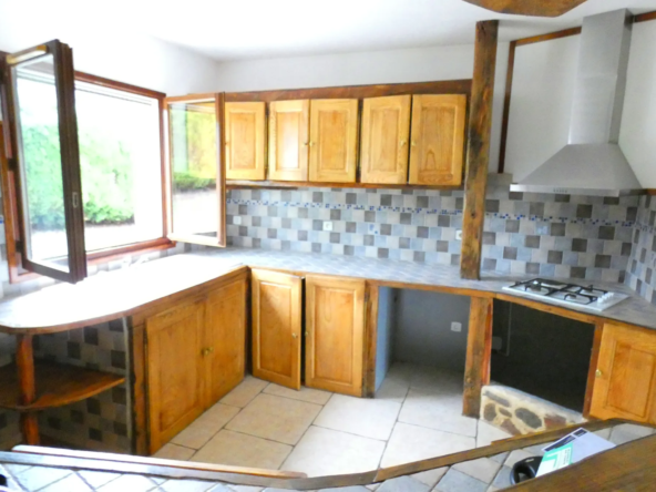Maison de plain-pied à vendre à Marcoles, 3 chambres, sous-sol 