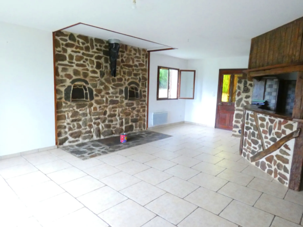 Maison de plain-pied à vendre à Marcoles, 3 chambres, sous-sol 