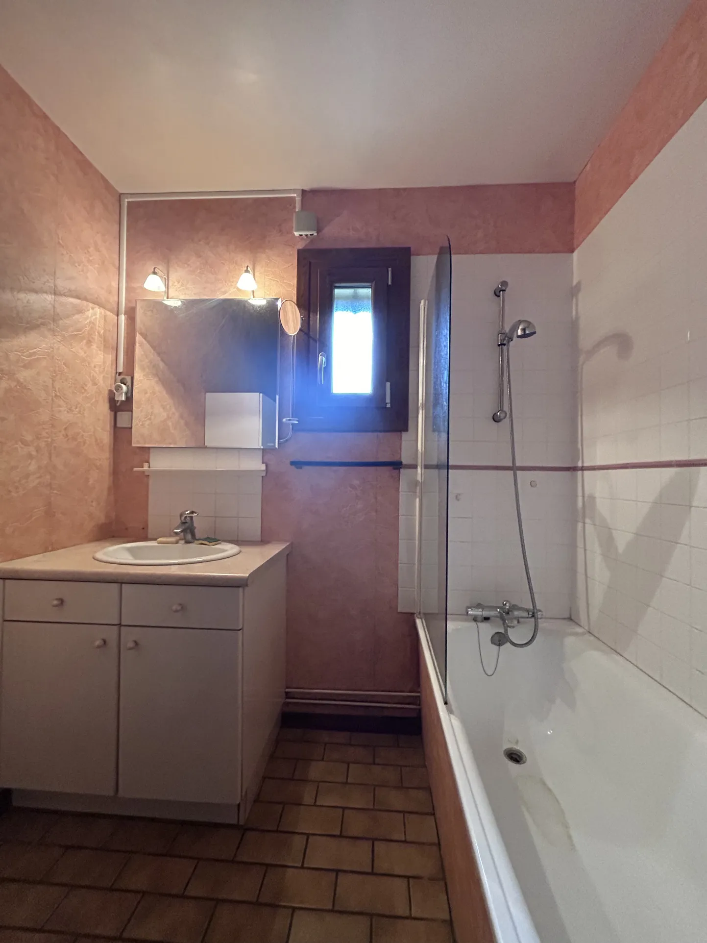 Pavillon de plain-pied en exclusivité à PROUVILLE 