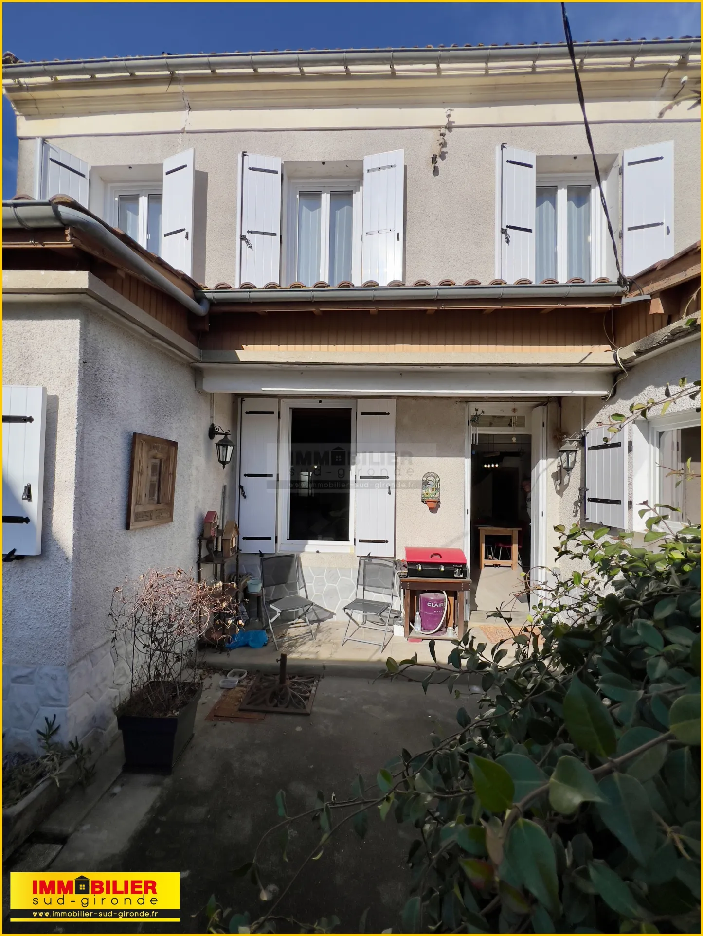 Belle Maison de Village à Illats avec Cour Sud 