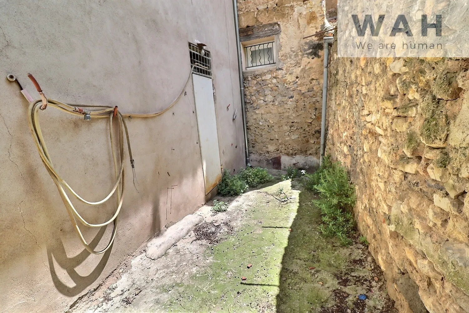 Maison de village 5 pièces avec cour et garage à Clermont-l'Hérault 