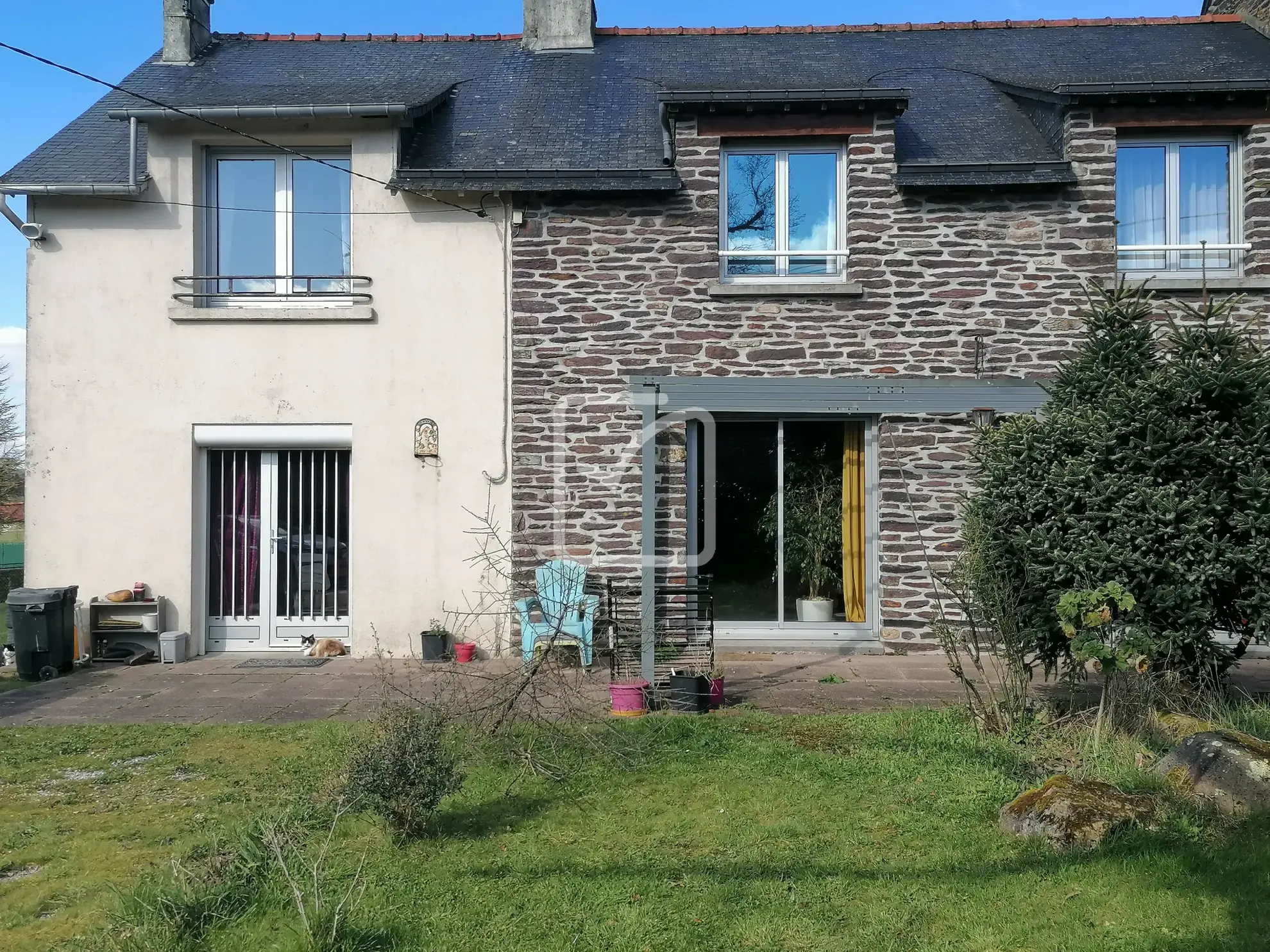 Maison familiale à vendre à Campenéac - 5 chambres, 230000 EUR 
