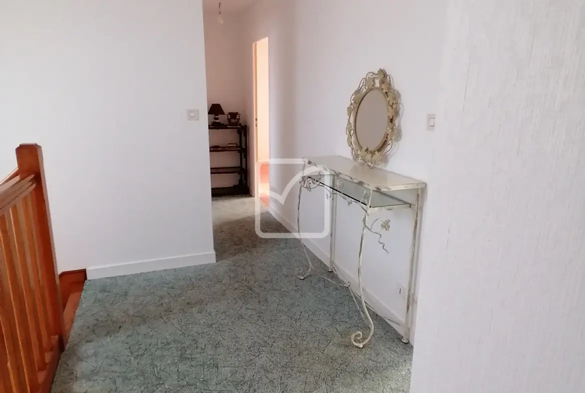 Maison familiale à vendre à Campenéac - 5 chambres, 230000 EUR 