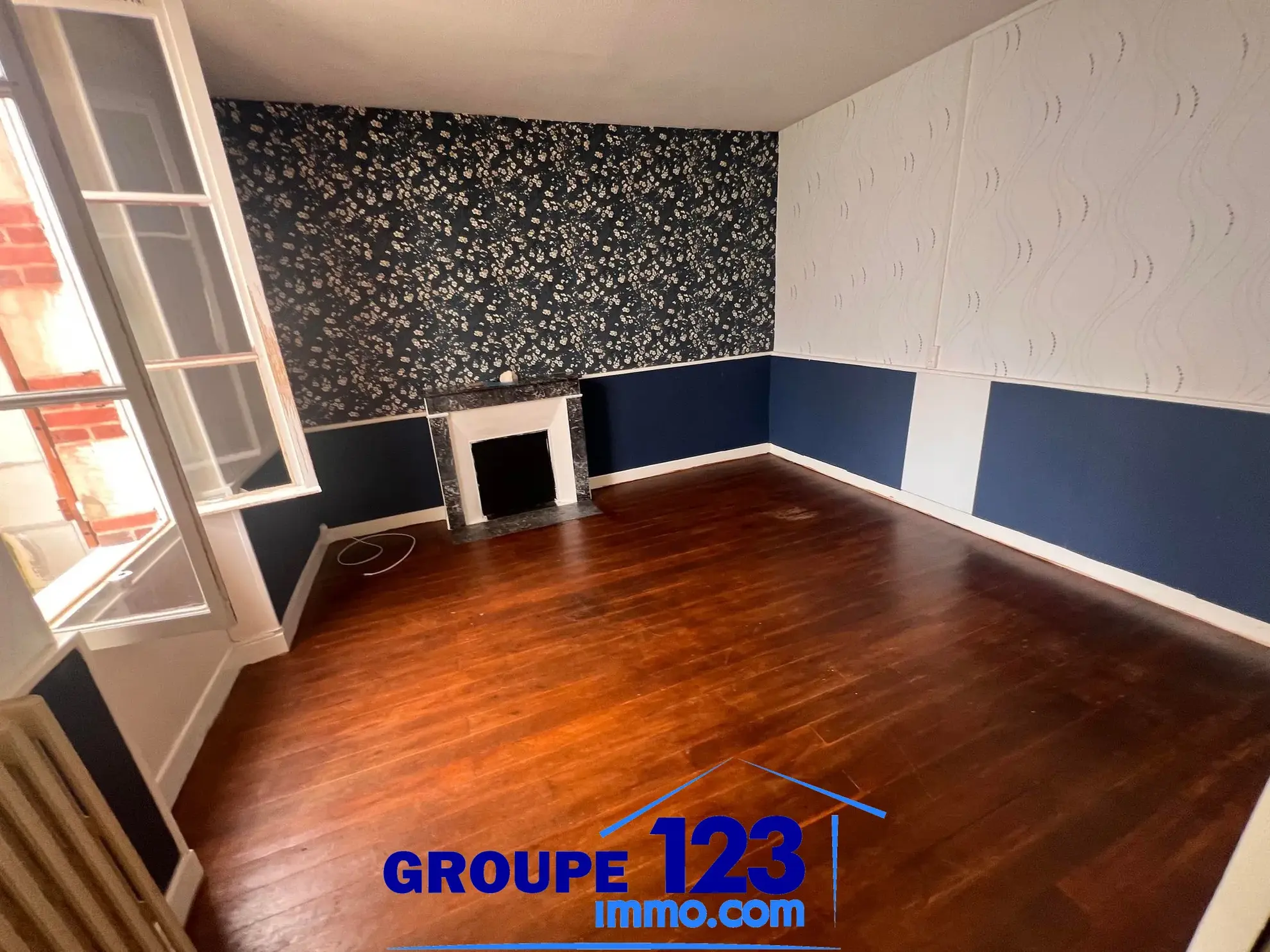 Jolie Maison Familiale de 3 Chambres à Laduz 