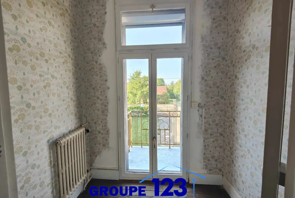 Jolie Maison Familiale de 3 Chambres à Laduz 