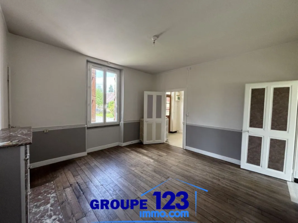 Jolie Maison Familiale de 3 Chambres à Laduz