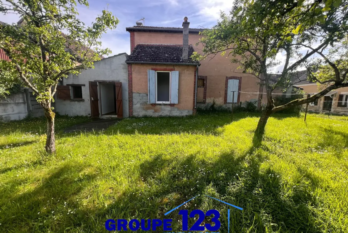 Jolie Maison Familiale de 3 Chambres à Laduz 