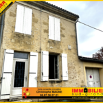 Charmante maison de village en pierre à St Macaire