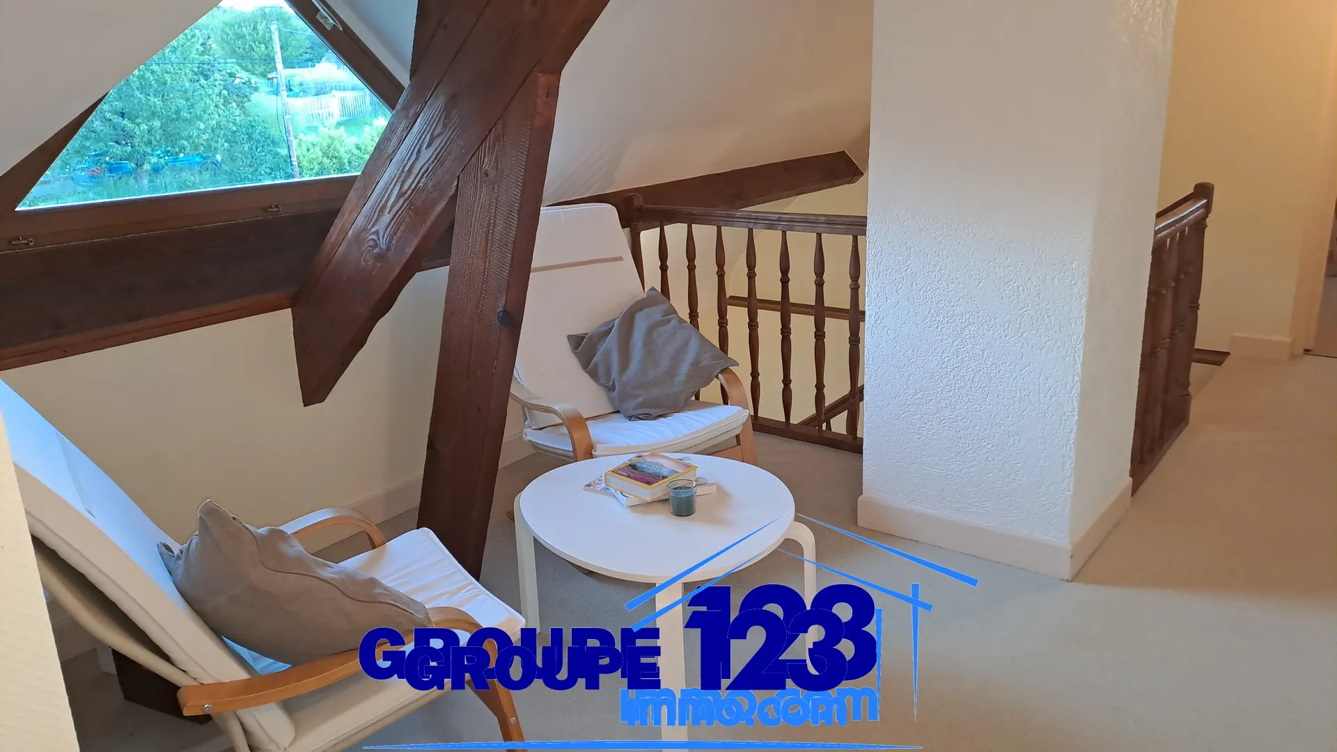 Charmante maison familiale avec piscine à Champvallon, 5 mn de Joigny 