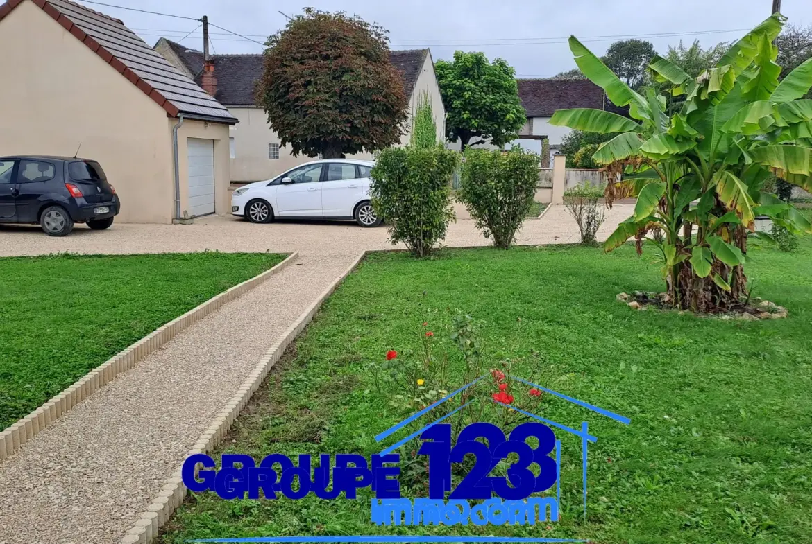Charmante maison familiale avec 4 chambres à La Celle St Cyr 