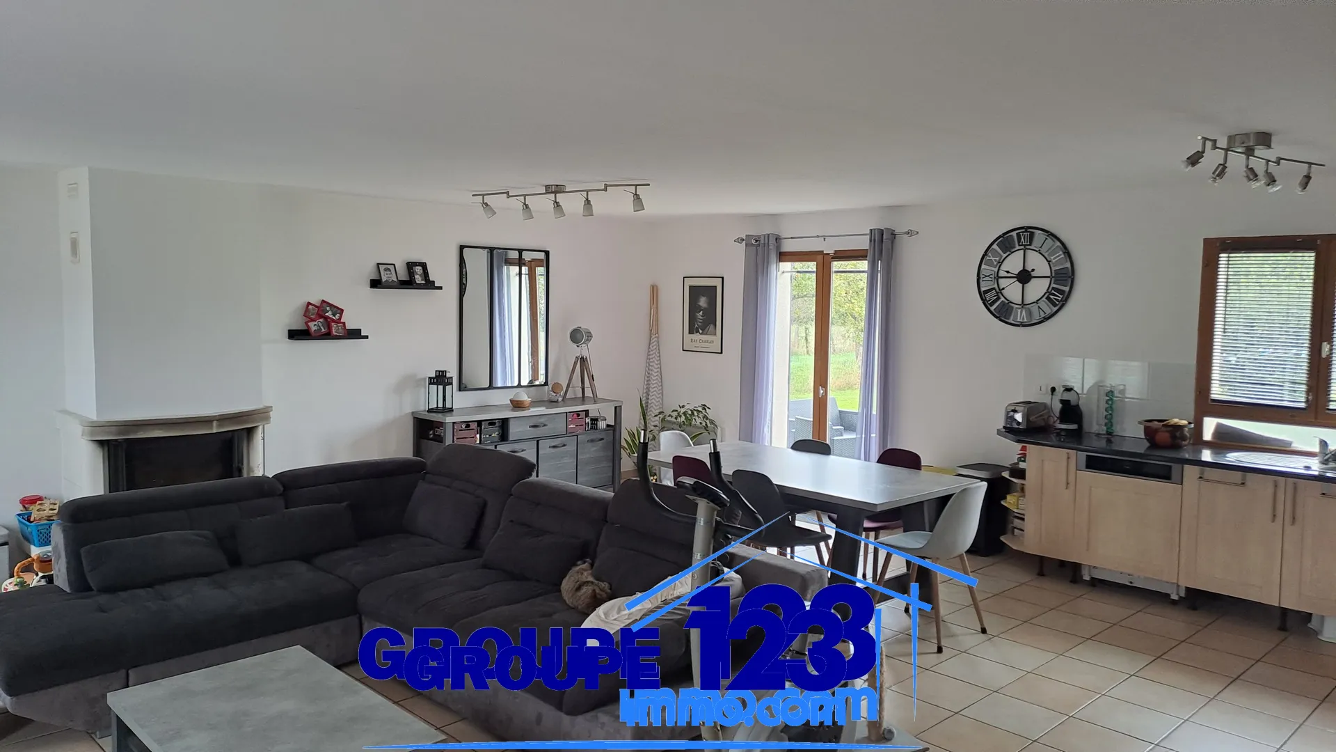 Charmante maison familiale avec 4 chambres à La Celle St Cyr 