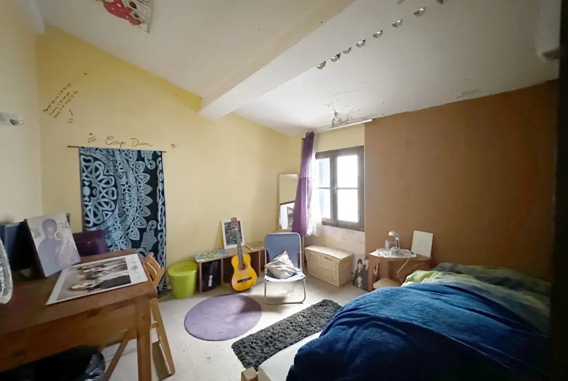 Maison de village à rénover à Maureillas - 75 m² 