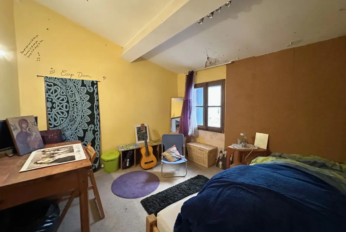 Maison de village à rénover à Maureillas - 75 m² 